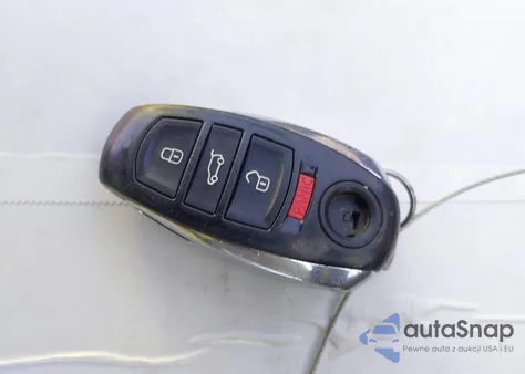 2013 Volkswagen Touareg Vr6 Sport from USA, damaged, VIN WVGEF9BP7DD008187